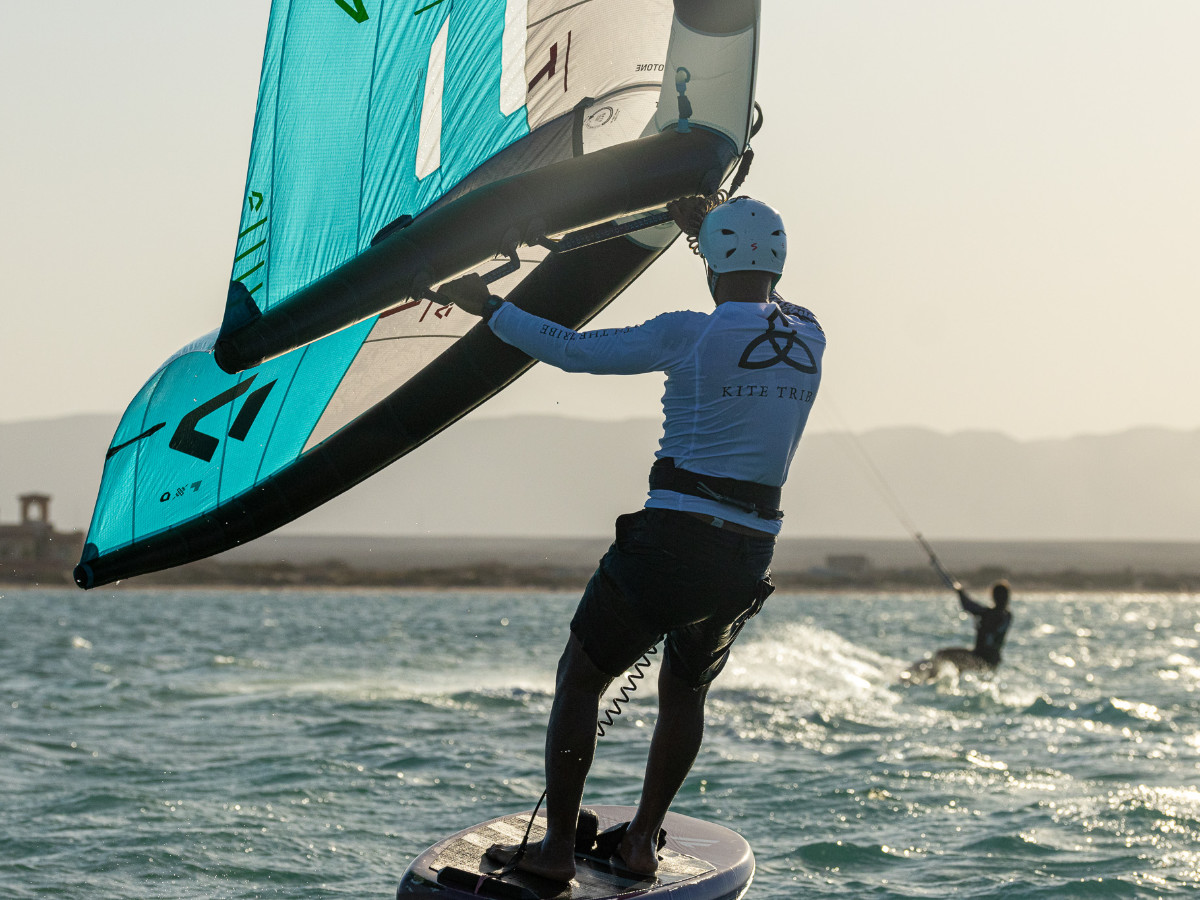 wingfoiling course wingfoil student in el gouna